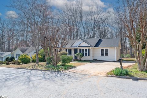 200 Dunwoody Drive
