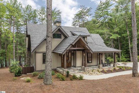 Homes in Glassy Falls, Travelers Rest