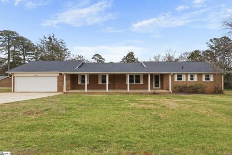 4208 Old Buncombe Road sold home in Cedar Vale, Greenville, SC