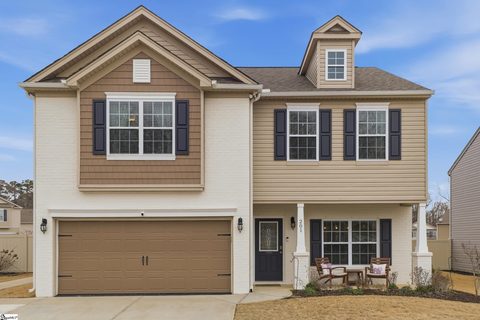 Homes in Gulliver Oaks, Fountain Inn
