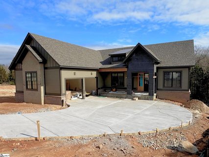 709 Hemlock Court pending home in The Cliffs At Keowee Falls South, Salem, SC