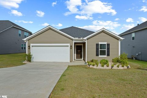117 Hazelcroft Drive active home in Wexford Park, Fountain Inn, SC