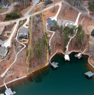 Lot 17 Retreat Pointe Road active home in Peninsula Pointe South, West Union, SC