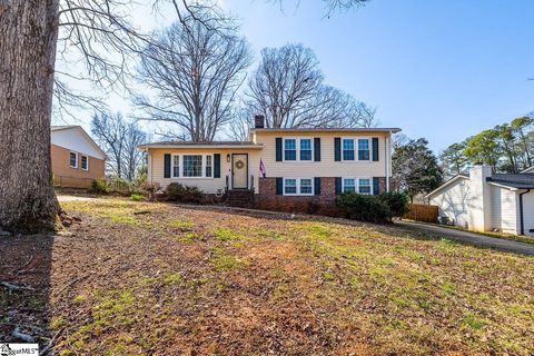 102 Kathryan Court sold home in Chestnut Hills, Greenville, SC