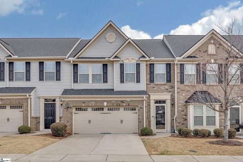 Homes in Riverside Commons, Greer