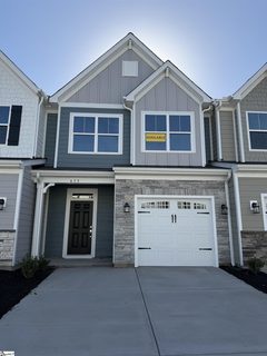 613 Autumn Lake Road active home in Riverbrooke, Simpsonville, SC