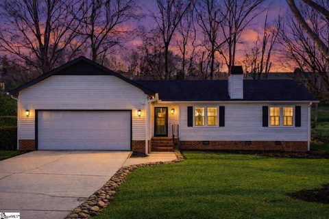 105 Kestrel Court sold home in Wedgewood Place, Taylors, SC