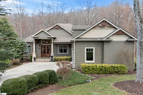 6 Goldeneye Court active home in The Cliffs At Glassy, Landrum, SC