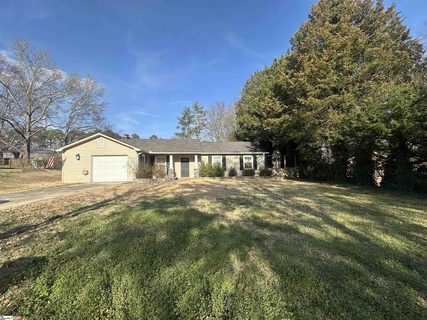34 Charterhouse Avenue sold home in Chesterfield Estates, Piedmont, SC