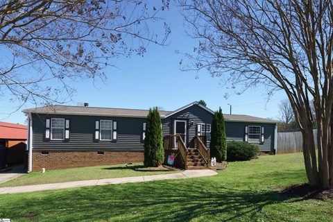 2 Raisinwood Drive sold manufactured home in Durbin Estates, Simpsonville, SC