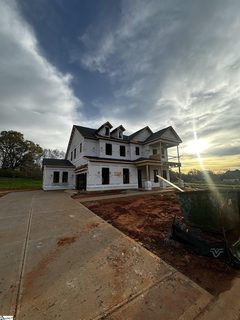 604 Timber Grove Drive active home in Braxton Ridge, Simpsonville, SC