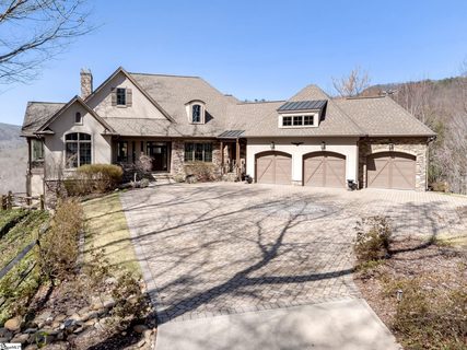 7 Halfnoon Trail active home in Cliffs Valley, Travelers Rest, SC