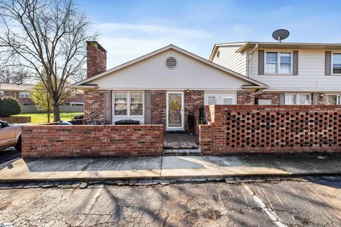 Homes in Bridgeview, Greenville
