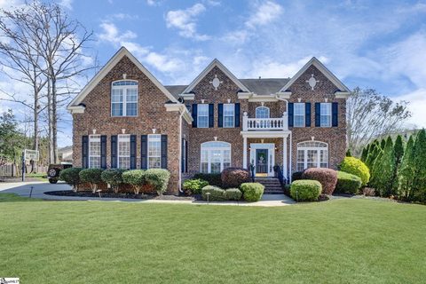 236 Highgrove Court active home in Highgrove Estates, Simpsonville, SC