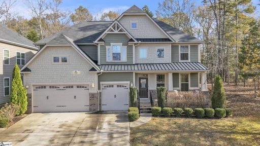4 Woodland Chase Court