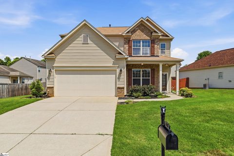 108 Salthouse Drive pending home in Lansdowne At Remington, Simpsonville, SC