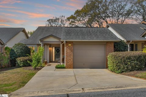 410 Swansgate Place active townhome in Swansgate, Greenville, SC