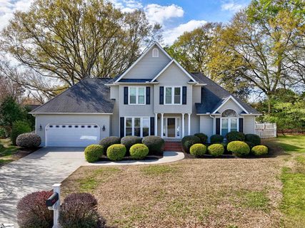 19 Parkcrest Court sold home in Lennox Lake, Simpsonville, SC