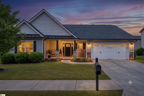 332 Terilyn Court active home in Stalling Heights, Greenville, SC