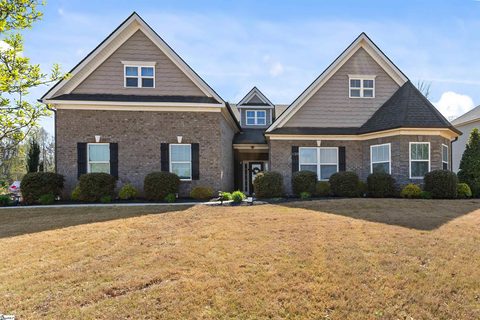 120 Ivy Woods Court sold home in Ridge Water, Fountain Inn, SC
