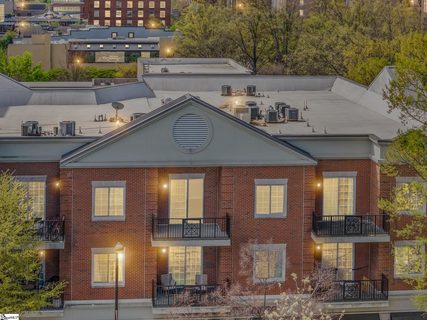 10 E Washington Street #3G sold condo in Washington On Main, Greenville, SC