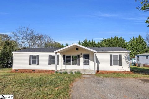 4 Riverbreeze Road