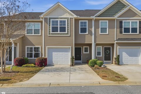 836 Stonebriar Street active home in Townes At Brookwood, Simpsonville, SC