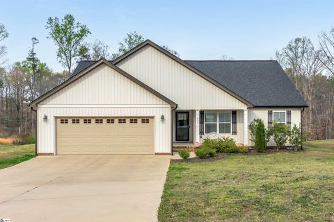 422 Thiago Court sold home in Gabriel Point, Lyman, SC