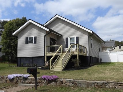 3 Crest Street sold home in Pacific Mills, Lyman, SC