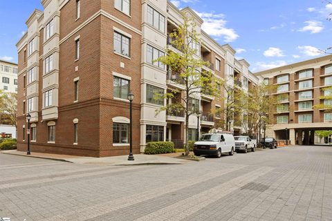 Homes in 155 Riverplace, Greenville