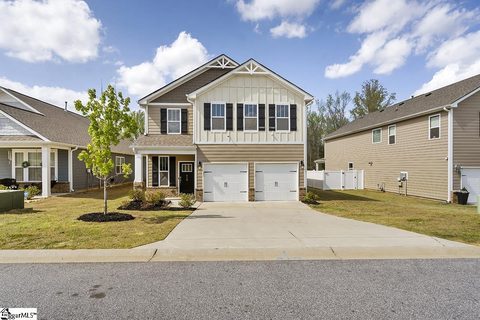 610 Raleighwood Lane active home in Heritage Village, Simpsonville, SC