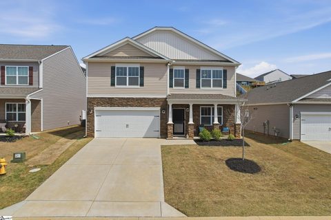 47 Oak Edge Lane active home in Brookside Farms, Greer, SC