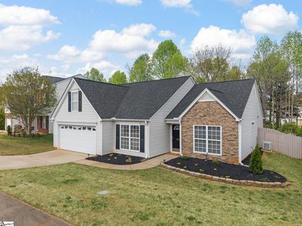 128 Dellwood Drive sold home in Hawk Creek North, Spartanburg, SC