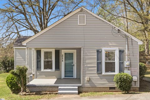 Homes in Dixie Heights, Greenville