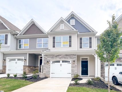 61 Fair Village Lane active home in Fairview Village, Simpsonville, SC