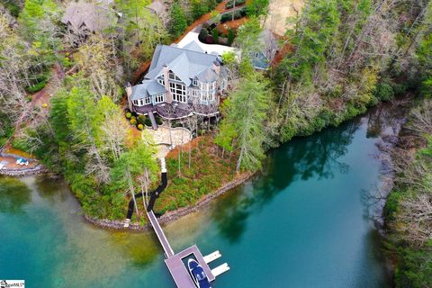 134 Teaberry Lane active home in The Cliffs At Keowee Vineyards, Sunset, SC