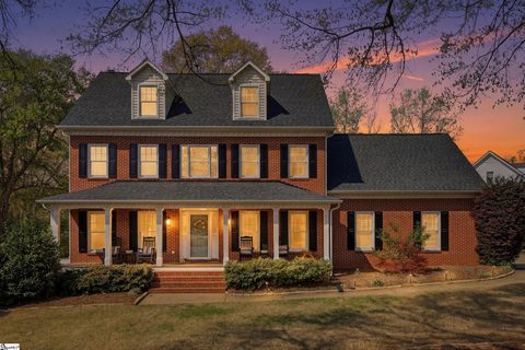 200 Greenside Court
