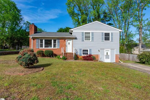 5 Pinefield Drive pending home in South Forest Estates, Greenville, SC