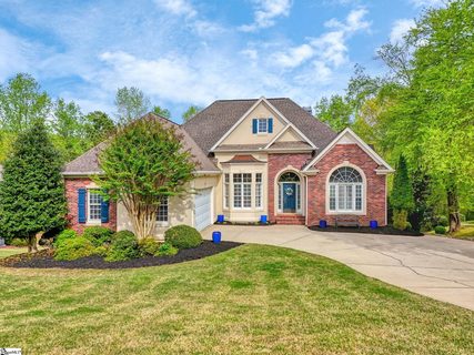 239 Horseshoe Drive active home in Carolina Country Club, Spartanburg, SC