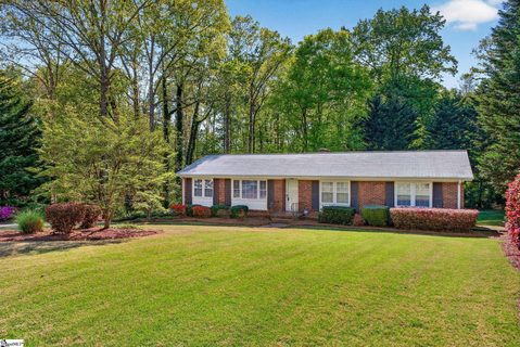 5 Weehawken Circle sold home in Weehawken Hills, Taylors, SC