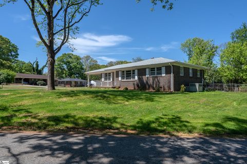 1 Pinefield Drive sold home in South Forest Estates, Greenville, SC