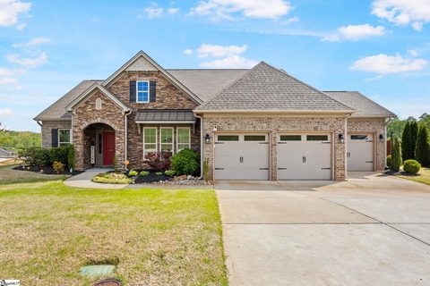 516 Ladysmith Drive sold home in Coachman Plantation, Simpsonville, SC