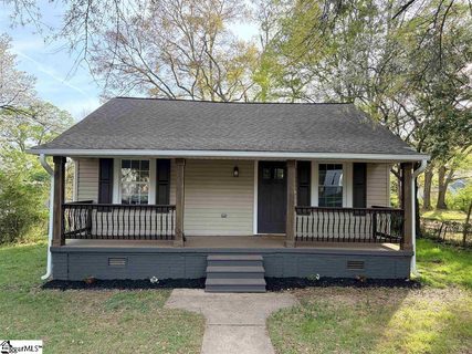 9 Brooks Avenue