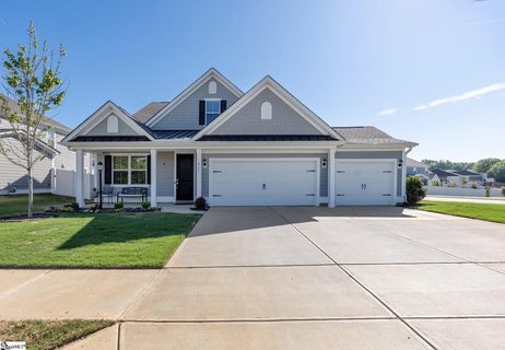 211 Encampment Boulevard