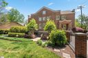 325 Hampton Avenue Unit 101 sold home in Greenville, SC