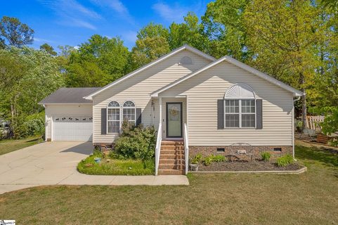 18 Luray Drive