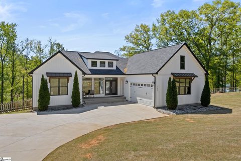 A home in Lakewood Hills