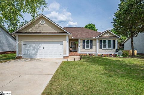 16 Fortson Way sold home in Eagle Watch, Fountain Inn, SC