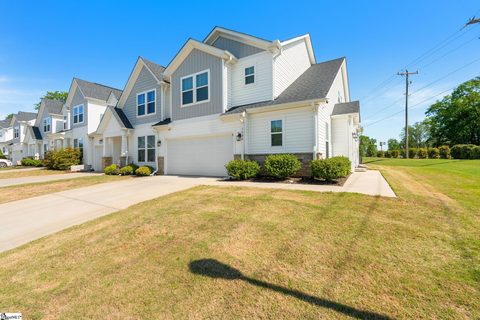 1504 Shallons Court active townhome in Wadsworth Manor, Spartanburg, SC