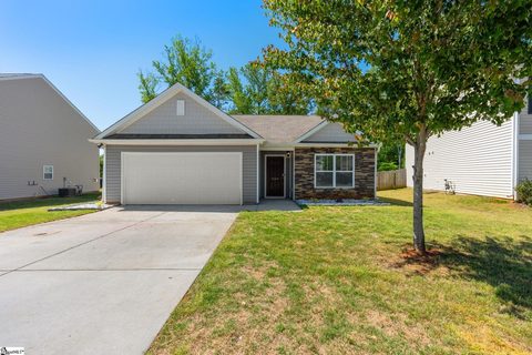 209 Sweetgrass Lane sold home in Cambridge Walk, Piedmont, SC